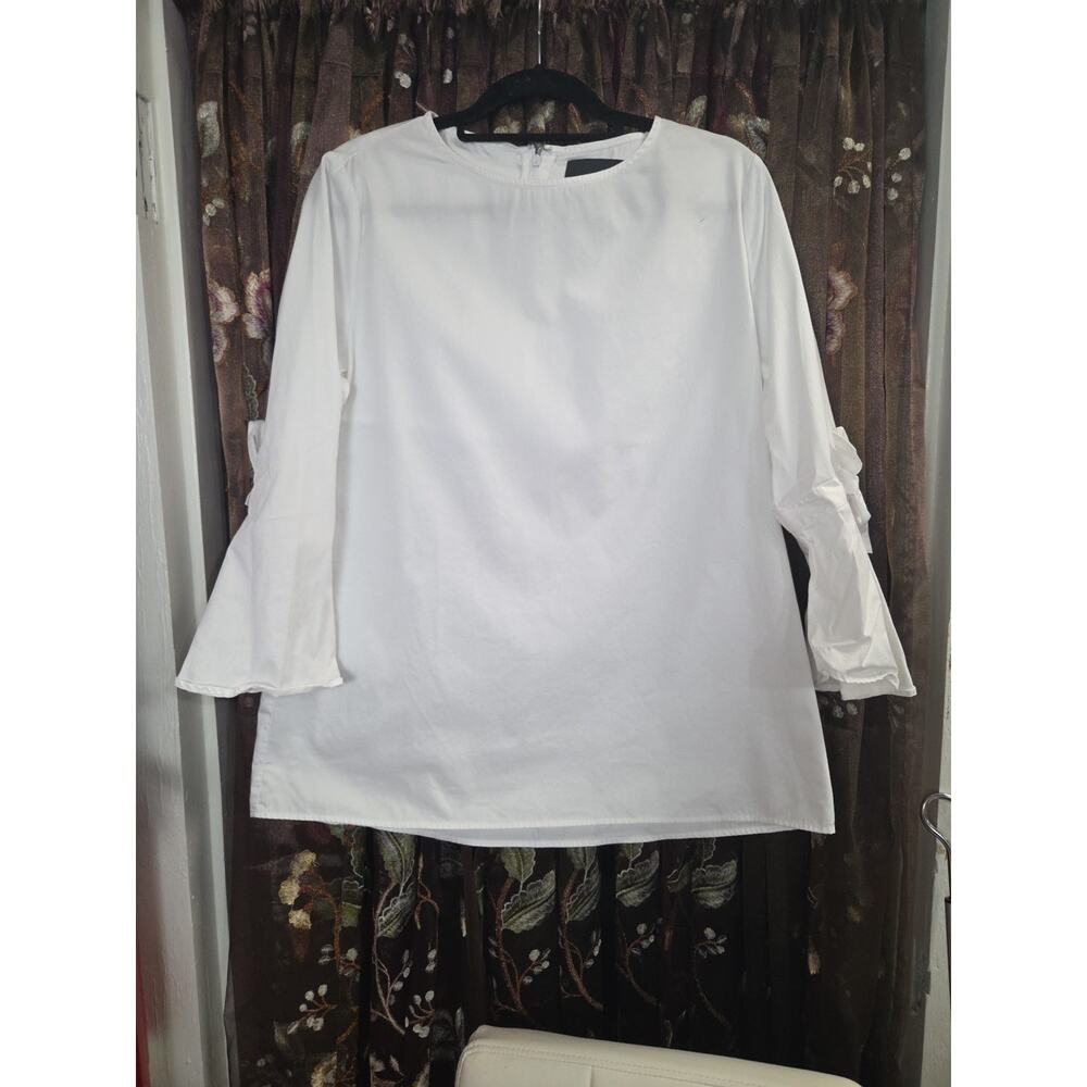 Claridge & King White Top With Bell Sleeves Large